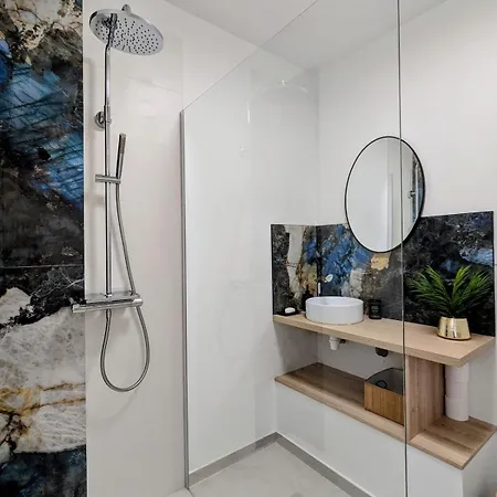 Апартаменты Le Chaleureux, T2 Avec Balcon
