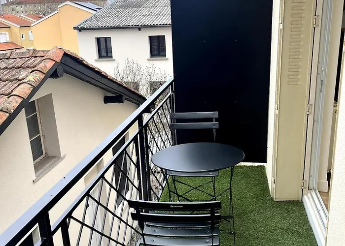 Le Chaleureux, T2 Avec Balcon *