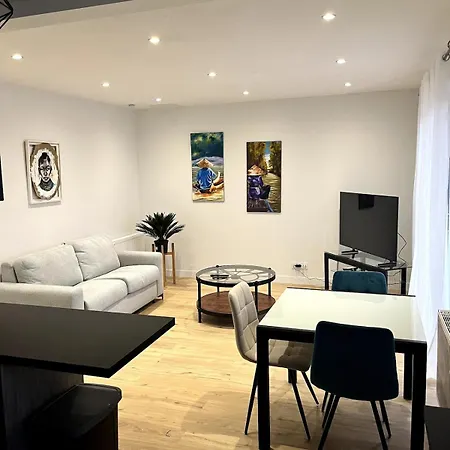 Le Chaleureux, T2 Avec Balcon 罗阿纳